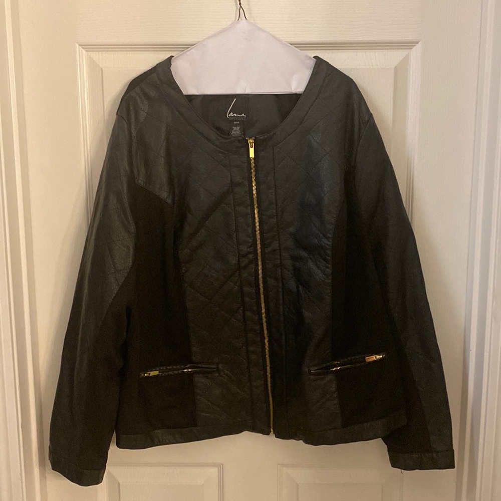 EUC 22/24 Jacket by Lane Bryant